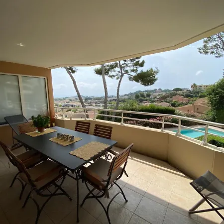 Le Beauvert - Stayinantibes 公寓 *